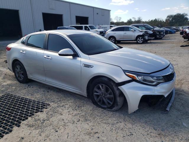 5XXGT4L36LG429889 - 2020 KIA OPTIMA LX SILVER photo 4