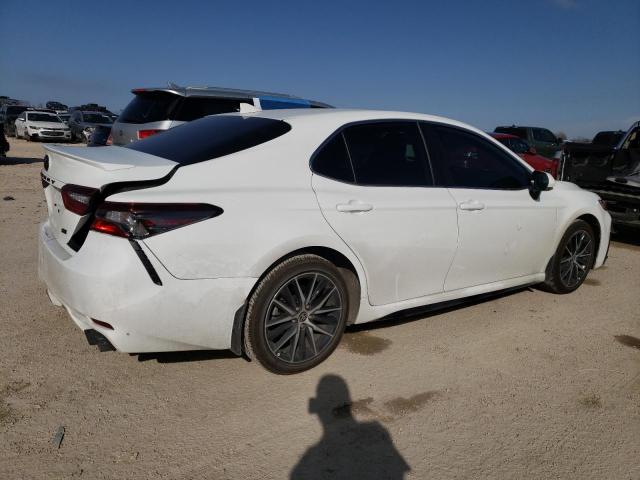 4T1G11AK3RU189116 - 2024 TOYOTA CAMRY SE NIGHT SHADE WHITE photo 3