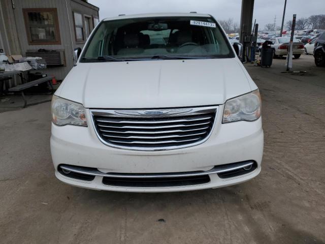 2C4RC1CG5DR767030 - 2013 CHRYSLER TOWN & COU TOURING L WHITE photo 5