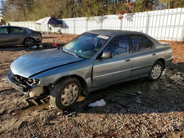 1HGCD5631TA290166 - 1996 HONDA ACCORD LX SILVER photo 1