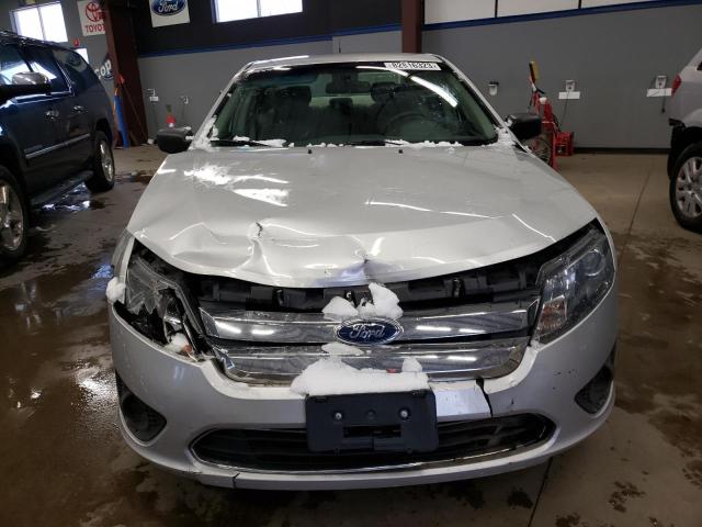 3FAHP0GA1CR101586 - 2012 FORD FUSION S SILVER photo 5