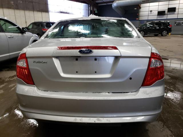 3FAHP0GA1CR101586 - 2012 FORD FUSION S SILVER photo 6