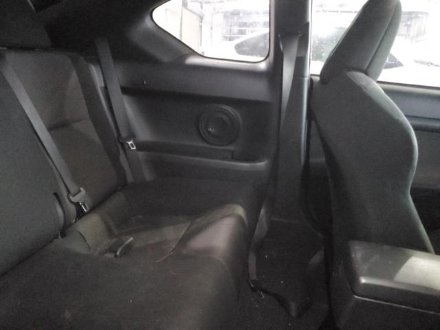 JTKJF5C70B3001801 - 2011 TOYOTA SCION TC 白色 照片 10