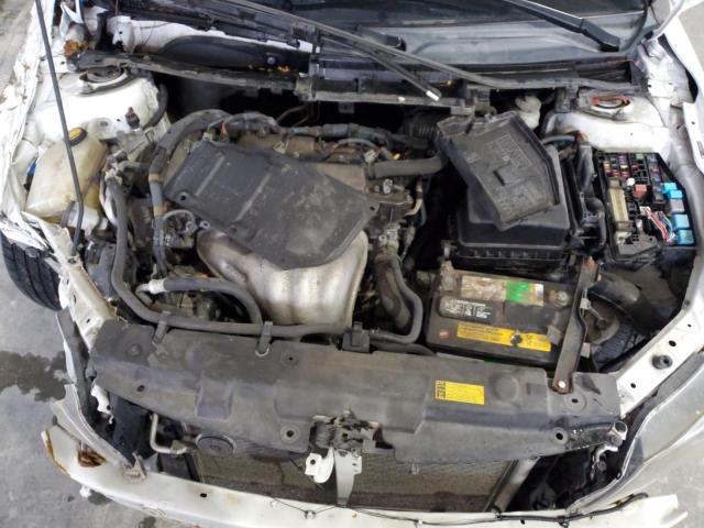 JTKJF5C70B3001801 - 2011 TOYOTA SCION TC 白色 照片 11