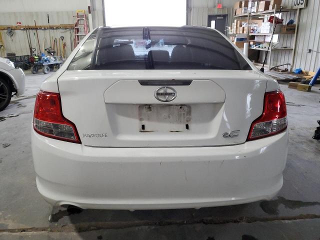 JTKJF5C70B3001801 - 2011 TOYOTA SCION TC 白色 照片 6