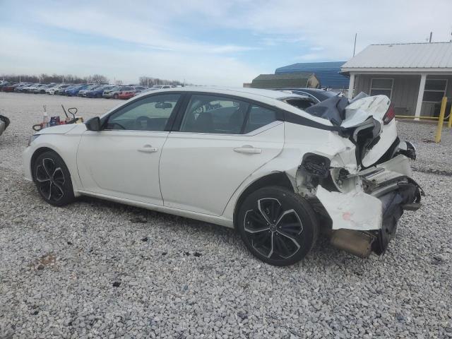 1N4BL4CV9PN328390 - 2023 NISSAN ALTIMA SR WHITE photo 2