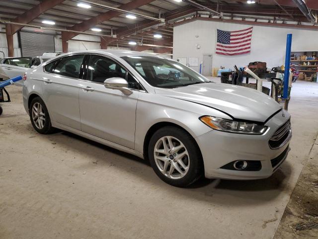 1FA6P0HD9G5109153 - 2016 FORD FUSION SE SILVER photo 4