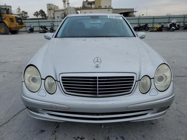 WDBUF70J35A688786 - 2005 MERCEDES-BENZ E 500 SILVER photo 5