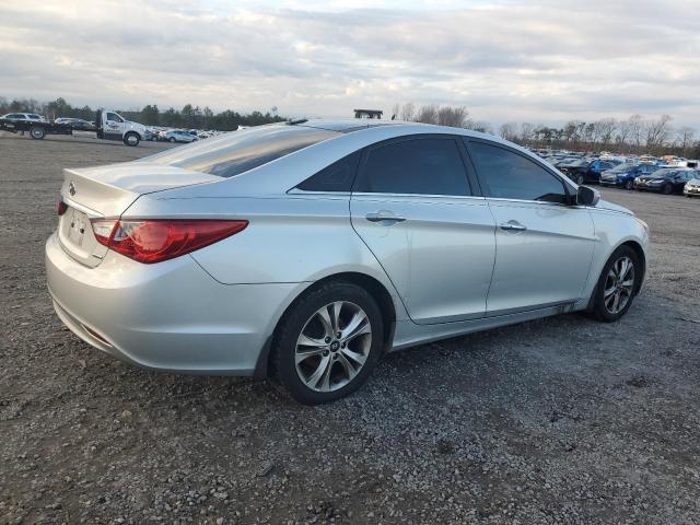 5NPEC4AC2DH614974 - 2013 HYUNDAI SONATA SE SILVER photo 3