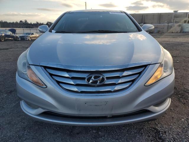 5NPEC4AC2DH614974 - 2013 HYUNDAI SONATA SE SILVER photo 5