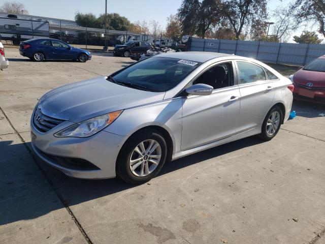 2014 HYUNDAI SONATA GLS, 