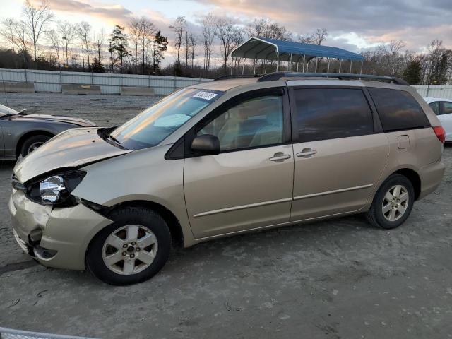 2004 TOYOTA SIENNA CE, 