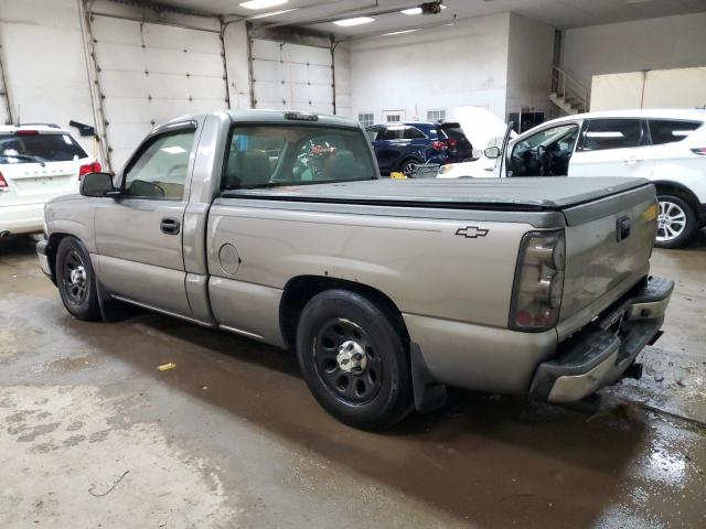 1GCEC14V86Z107312 - 2006 CHEVROLET SILVERADO C1500 GRAY photo 2