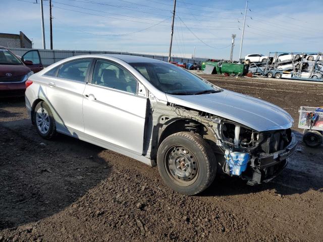 5NPEB4AC0CH469399 - 2012 HYUNDAI SONATA GLS SILVER photo 4