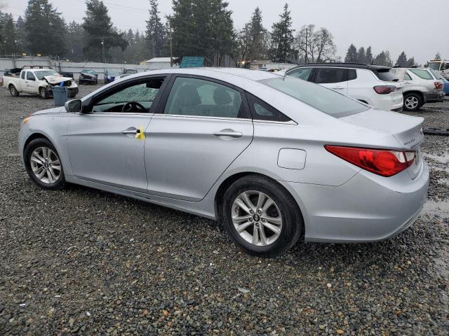 5NPEB4AC3CH485368 - 2012 HYUNDAI SONATA GLS SILVER photo 2