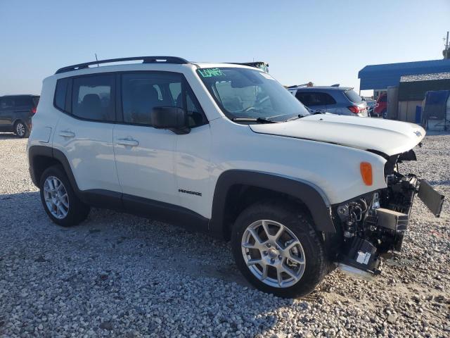 ZACNJDB1XPPP13814 - 2023 JEEP RENEGADE LATITUDE WHITE photo 4