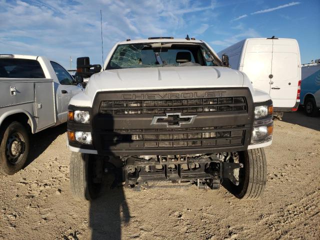 1HTKHPVKXKH121159 - 2019 CHEVROLET silverado WHITE photo 5