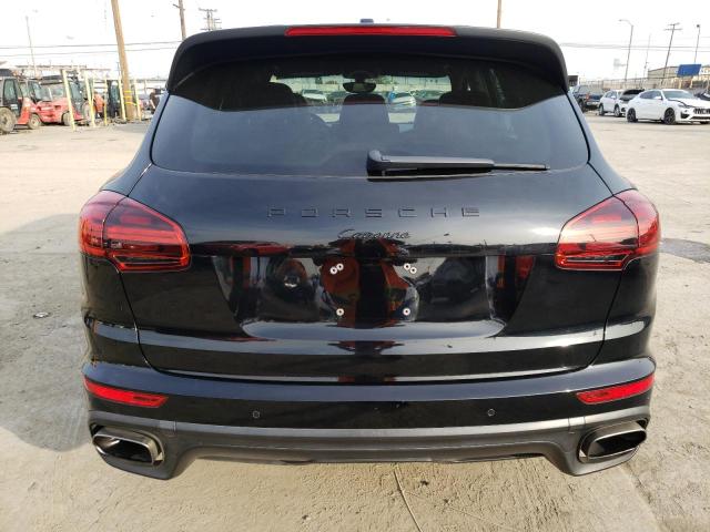 WP1AA2A23HKA87520 - 2017 PORSCHE CAYENNE BLACK photo 6