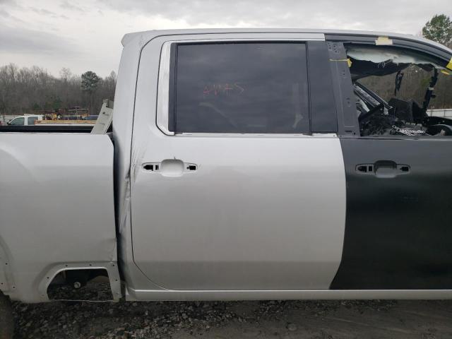 1GT49RE75NF103713 - 2022 GMC SIERRA K2500 DENALI SILVER photo 11