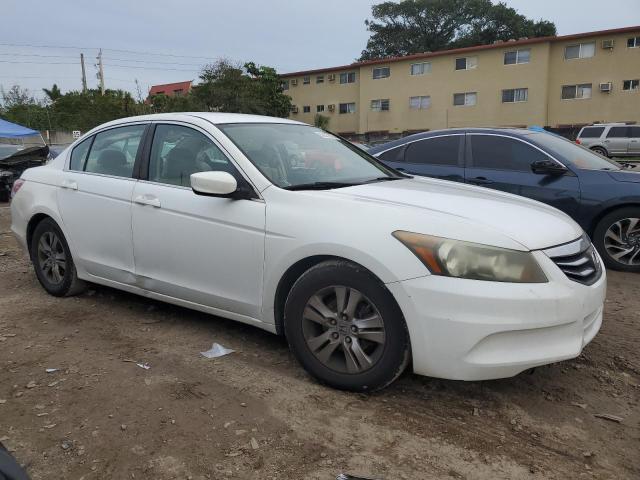 1HGCP2F45CA009078 - 2012 HONDA ACCORD LXP WHITE photo 4