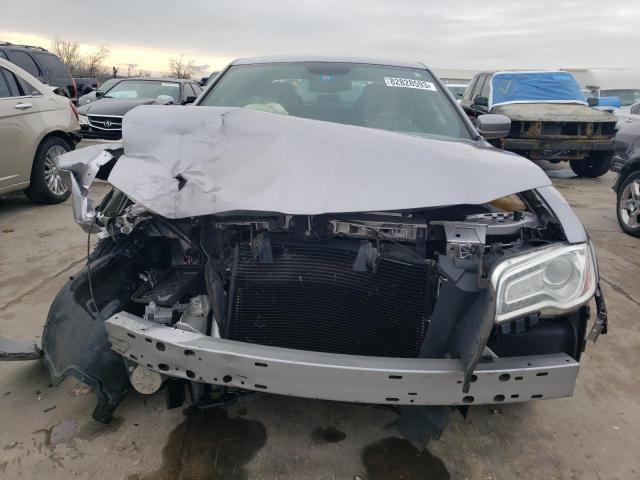 2C3CCAAG1DH703585 - 2013 CHRYSLER 300 SILVER photo 5