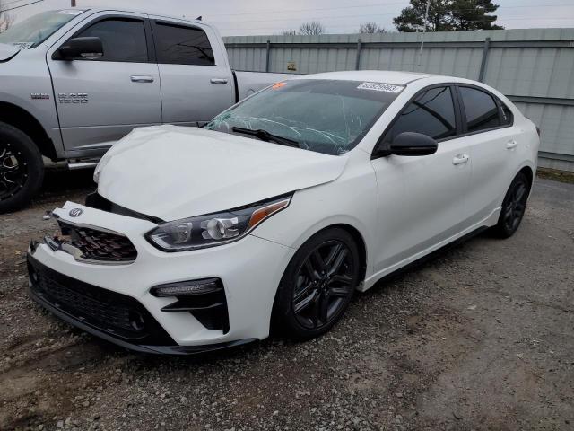 3KPF34AD7ME373799 - 2021 KIA FORTE GT LINE WHITE photo 1