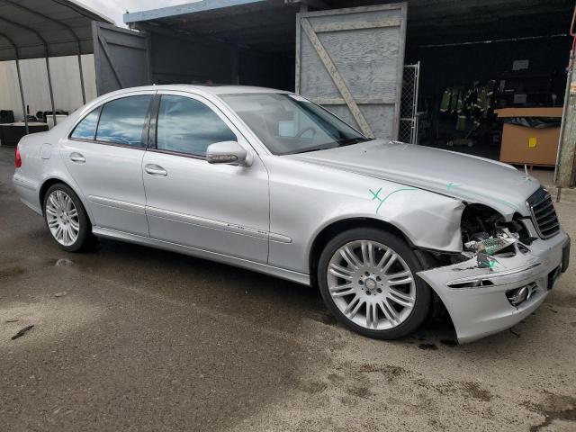 WDBUF56X08B231349 - 2008 MERCEDES-BENZ E 350 SILVER photo 4