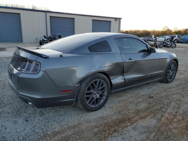 1ZVBP8AM0D5256777 - 2013 FORD MUSTANG GRAY photo 3