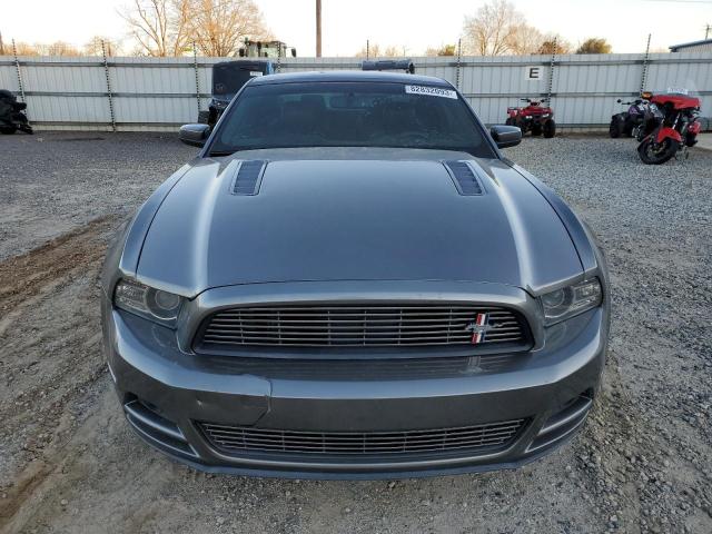 1ZVBP8AM0D5256777 - 2013 FORD MUSTANG GRAY photo 5