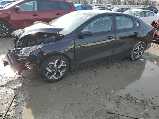 3KPF24AD8ME412077 - 2021 KIA FORTE FE BLACK photo 1