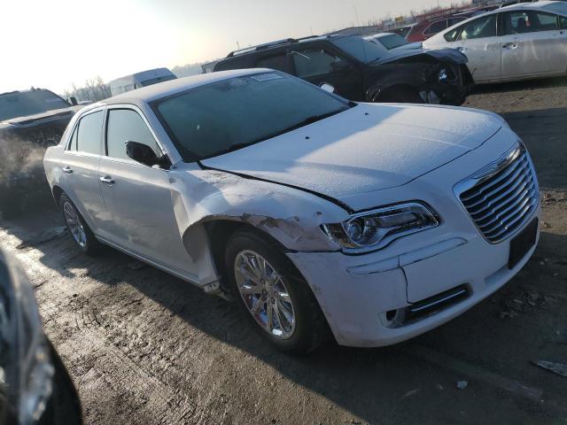 2C3CCACG4CH310577 - 2012 CHRYSLER 300 LIMITED WHITE photo 4