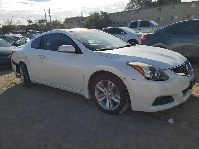 1N4AL2EPXDC168462 - 2013 NISSAN ALTIMA S WHITE photo 4