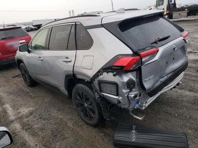 JTM16RFV6PD111438 - 2023 TOYOTA RAV4 SE SILVER photo 2