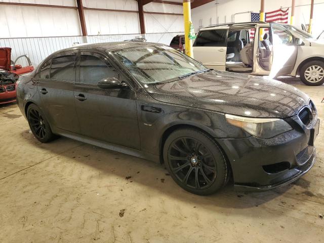 WBSNB93596B583749 - 2006 BMW M5 BLACK photo 4