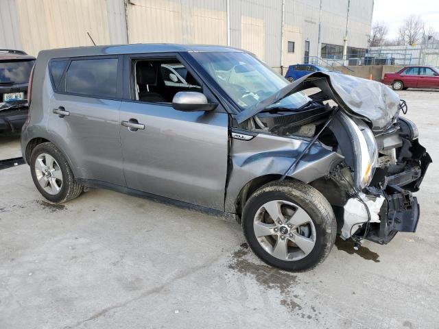 KNDJN2A28J7557846 - 2018 KIA SOUL GRAY photo 4