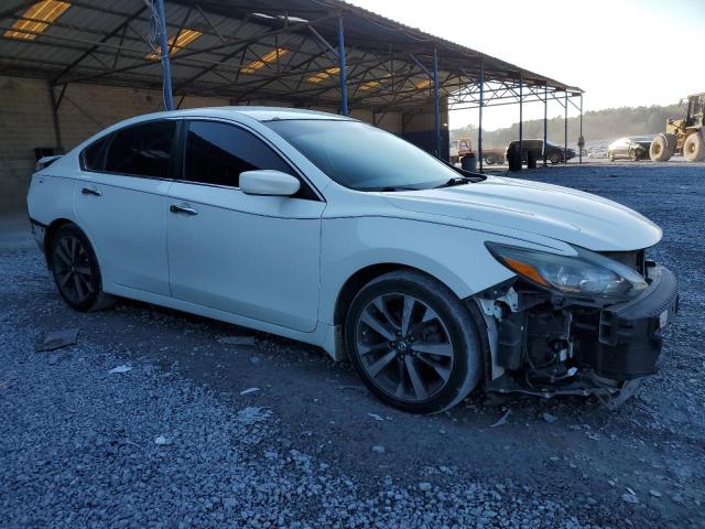 1N4BL3AP0GC229290 - 2016 NISSAN ALTIMA 3.5SL WHITE photo 4