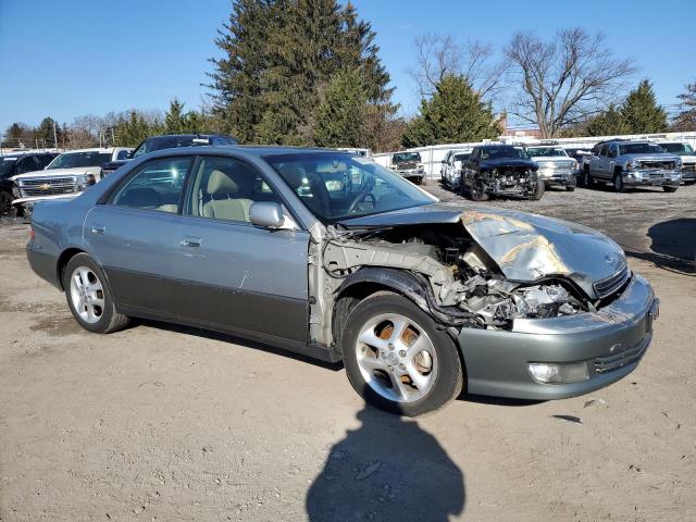 JT8BF28G010329155 - 2001 LEXUS ES 300 GRAY photo 4