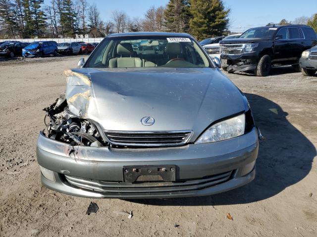 JT8BF28G010329155 - 2001 LEXUS ES 300 GRAY photo 5