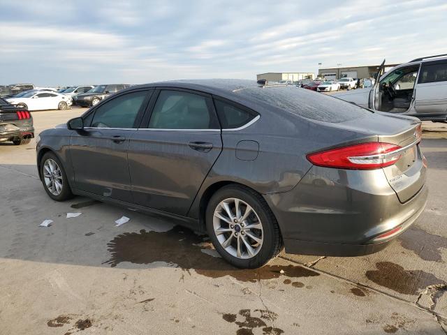 3FA6P0HD3HR187748 - 2017 FORD FUSION SE GRAY photo 2