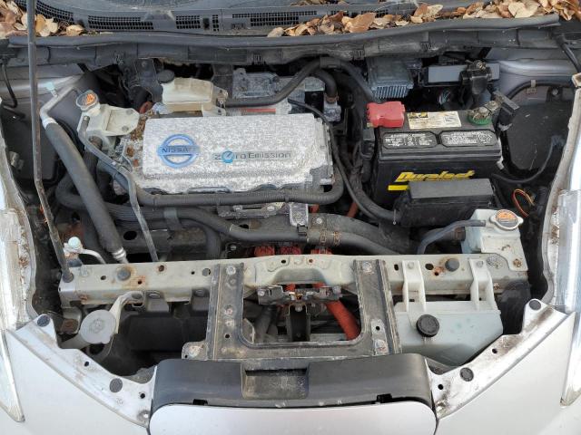 JN1AZ0CP2CT021005 - 2012 NISSAN LEAF SV SILVER photo 11