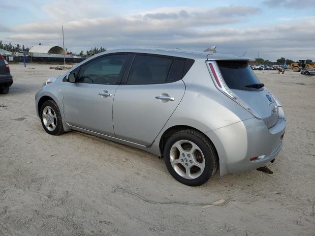 JN1AZ0CP2CT021005 - 2012 NISSAN LEAF SV SILVER photo 2