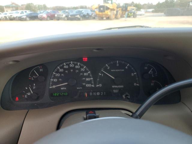 5LMEU27R71LJ20414 - 2001 LINCOLN NAVIGATOR მწვანე ფოტო 9