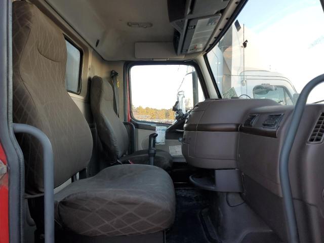 4V5NC9UG5GN929879 - 2016 VOLVO VN VNL RED photo 5