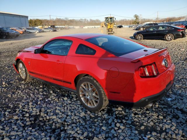 1ZVBP8AM2C5215579 - 2012 FORD MUSTANG RED photo 2