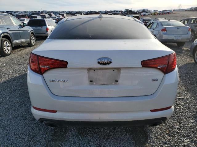 KNAGM4A74D5395487 - 2013 KIA OPTIMA LX WHITE photo 6