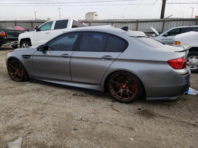 WBSFV9C50DD096128 - 2013 BMW M5 GRAY photo 2