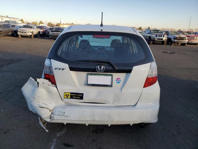 JHMGE8G36DC012672 - 2013 HONDA FIT WHITE photo 6