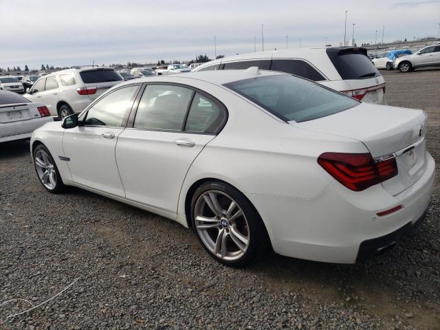 WBAYA8C53DC996448 - 2013 BMW 750 I WHITE photo 2