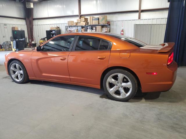 2B3CL3CG2BH516309 - 2011 DODGE CHARGER ORANGE photo 2