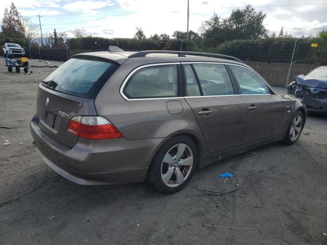 WBANN73596CN00668 - 2006 BMW 530 XIT BROWN photo 3